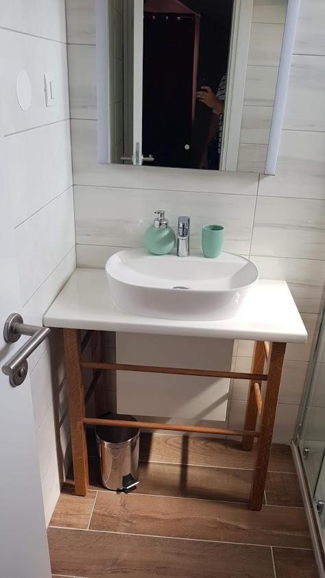 Elizabeta Deluxe Rooms Biograd Na Moru Exterior foto