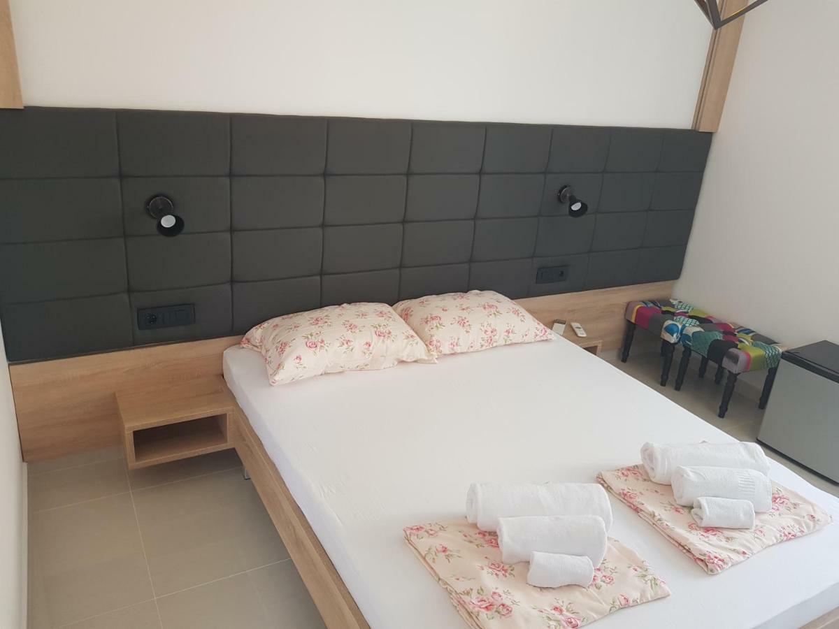 Elizabeta Deluxe Rooms Biograd Na Moru Exterior foto
